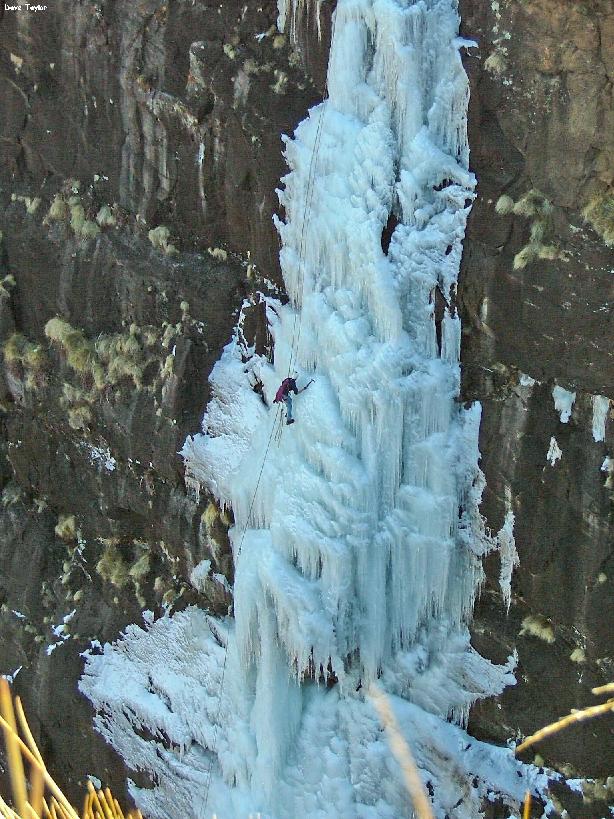 IceClimbing1_Bokong_ByDaveTaylor