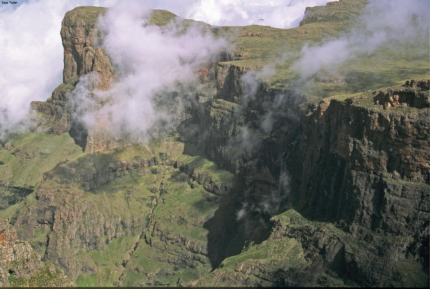 Drakensberg1_ByDaveTaylor